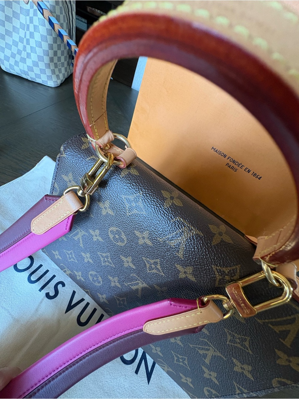 Louis Vuitton Monogram Cluny BB Bag with Pink Strap like new! - Picture 5 of 11